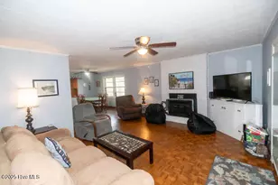 137 NW 9th St, Oak Island, NC 28465 - Photo 10