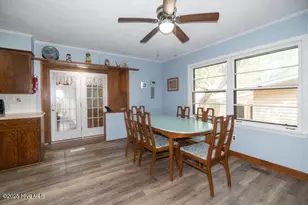 137 NW 9th St, Oak Island, NC 28465 - Photo 12