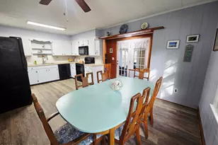 137 NW 9th St, Oak Island, NC 28465 - Photo 6