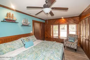 137 NW 9th St, Oak Island, NC 28465 - Photo 22