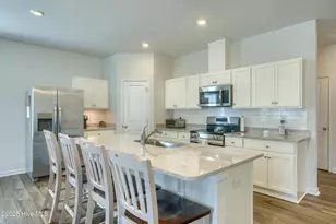 173 N Squires Run Ln, Richlands, NC 28574 - Photo 10
