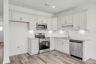 247 Townhome Ln, Southern Pines, NC 28387 - Photo 12