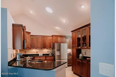 123 W Chelsea Court, Southern Pines, NC 28387 - Photo 18