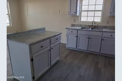 305 Speed Street, Elizabeth City, NC 27909 - Photo 6