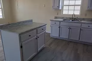 305 Speed St, Elizabeth City, NC 27909 - Photo 6