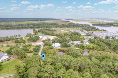 4042 Barnes Bluff Drive SE, Southport, NC 28461 - Photo 6