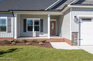 103 Sunny Acres Ln, Clinton, NC 28328 - Photo 4