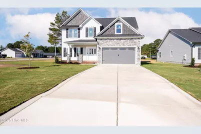 101 Sunny Acres Lane, Clinton, NC 28328 - Photo 1
