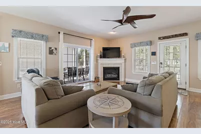 106 SE 44th Street, Oak Island, NC 28465 - Photo 10