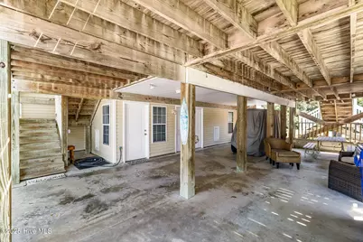 106 SE 44th Street, Oak Island, NC 28465 - Photo 4