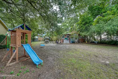 211 N Howe Street, Southport, NC 28461 - Photo 42