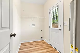 227 Hammond St, Winterville, NC 28590 - Photo 28