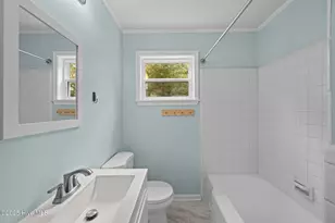 105 W Lakeview Dr, Trenton, NC 28585 - Photo 12