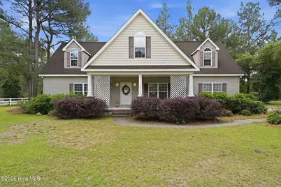 115 Ashleigh Boulevard, Aberdeen, NC 28315 - Photo 1