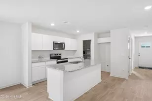 940 Plymouth Rd, Boiling Spring Lakes, NC 28461 - Photo 6