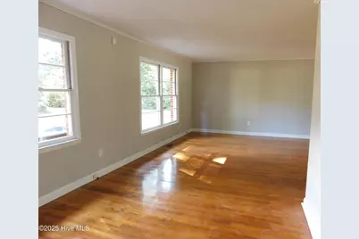 1303 Franklin Avenue, Laurinburg, NC 28352 - Photo 6