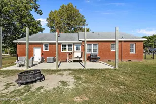 477 Harkers Island Rd, Beaufort, NC 28516 - Photo 34