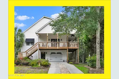 104 SW 30th Street, Oak Island, NC 28465 - Photo 2