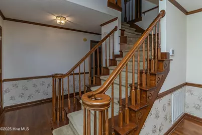 206 Maplewood Drive, Goldsboro, NC 27534 - Photo 8