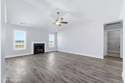 210 Windsor Run Boulevard, Jacksonville, NC 28546 - Photo 6