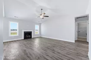 210 Windsor Run Blvd, Jacksonville, NC 28546 - Photo 6