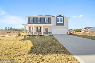575 Ashley Hts Dr, Aberdeen, NC 28315 - Photo 2