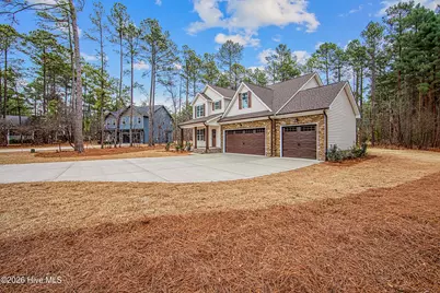 28941 Pinedale Court, Wagram, NC 28396 - Photo 2