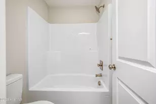 28941 Pinedale Ct, Wagram, NC 28396 - Photo 32