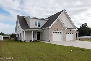 616 Abigail Taylor Dr, Greenville, NC 27834 - Photo 2