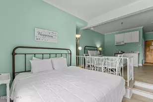 602 W Fort Macon Rd, Atlantic Beach, NC 28512 - Photo 6