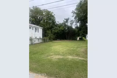 1006 Williams Street, New Bern, NC 28560 - Photo 2