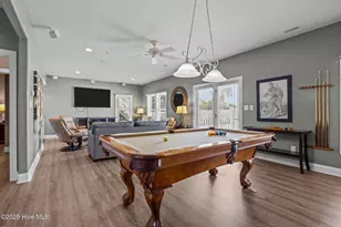 1608 Ocean Dr, Emerald Isle, NC 28594 - Photo 4
