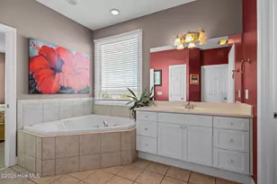1608 Ocean Dr, Emerald Isle, NC 28594 - Photo 28