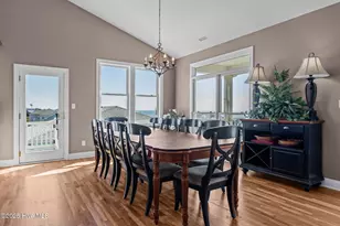 1608 Ocean Dr, Emerald Isle, NC 28594 - Photo 6