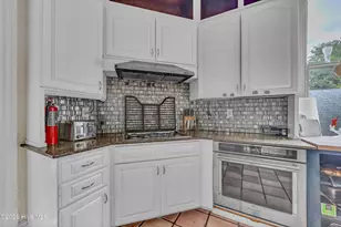 118 S 4th St, Wilmington, NC 28401 - Photo 18