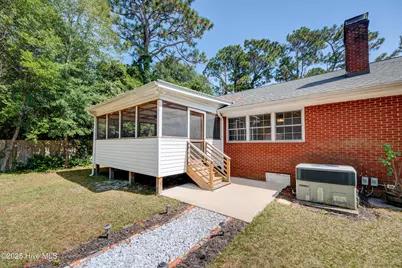 1017 Parkway Boulevard, Wilmington, NC 28412 - Photo 14