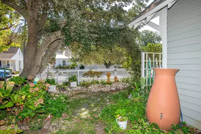 217 Broad Street, Beaufort, NC 28516 - Photo 38