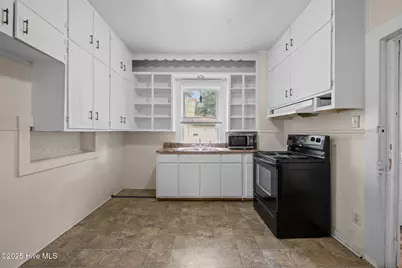 1810 Wilmington Street, New Bern, NC 28560 - Photo 18