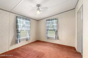 100 Lindsey Ct, Beaufort, NC 28516 - Photo 16