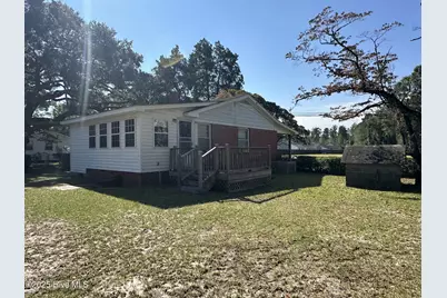 928 Village Road, Leland, NC 28451 - Photo 6