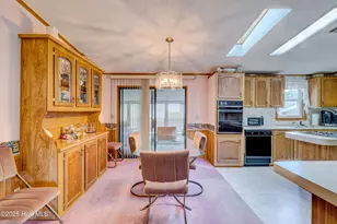 609 Outrigger Ct, Hampstead, NC 28443 - Photo 10
