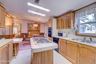 609 Outrigger Ct, Hampstead, NC 28443 - Photo 12
