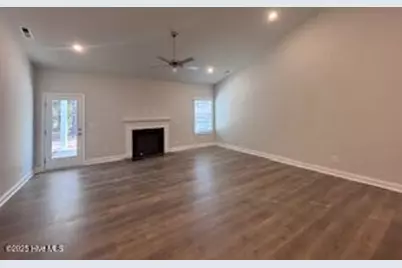 111 Boxwood Court, Wallace, NC 28466 - Photo 12