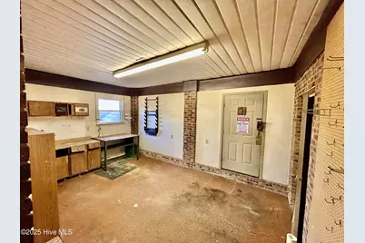 1918 US 74 E Highway, Hamlet, NC 28345 - Photo 20