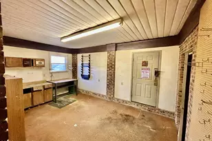 1918 US 74 E Hwy, Hamlet, NC 28345 - Photo 20