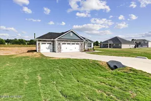 102 Brighton St, La Grange, NC 28551 - Photo 4