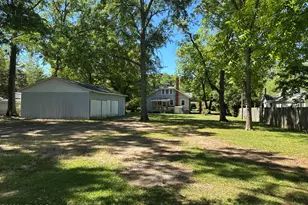 330 McRae St, Laurinburg, NC 28352 - Photo 4