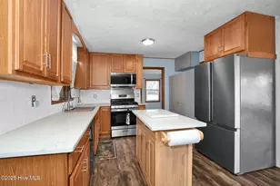 405 W Rd, Lumberton, NC 28358 - Photo 10
