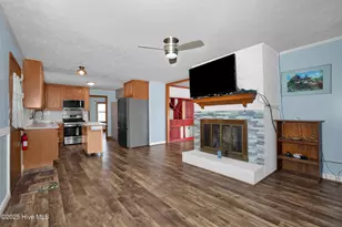 405 W Rd, Lumberton, NC 28358 - Photo 6