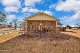 405 W Rd, Lumberton, NC 28358 - Photo 34